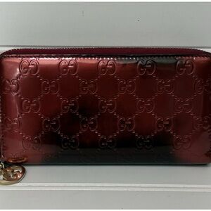 GUCCI Guccissima Red Rose Heart Patent Leather Zip Around Large Wallet